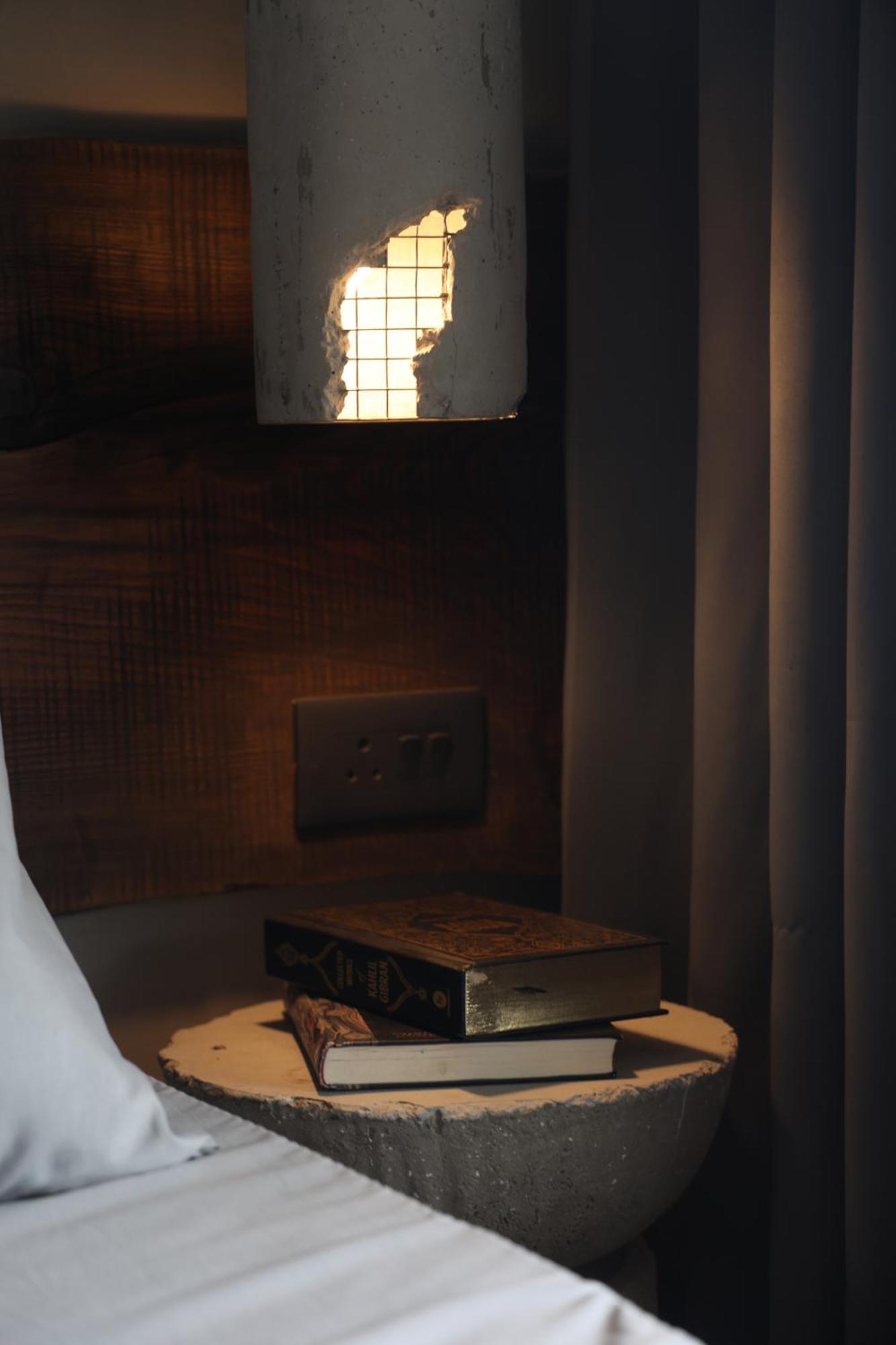 Exstasy Stays - Bathtub Rooms & Cafe - Your Romantic & Cozy Getaway - Thhpsociety - 穆克缇斯瓦 外观 照片